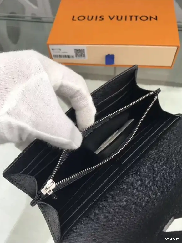 Louis Wallet Vuitton Twist 0331